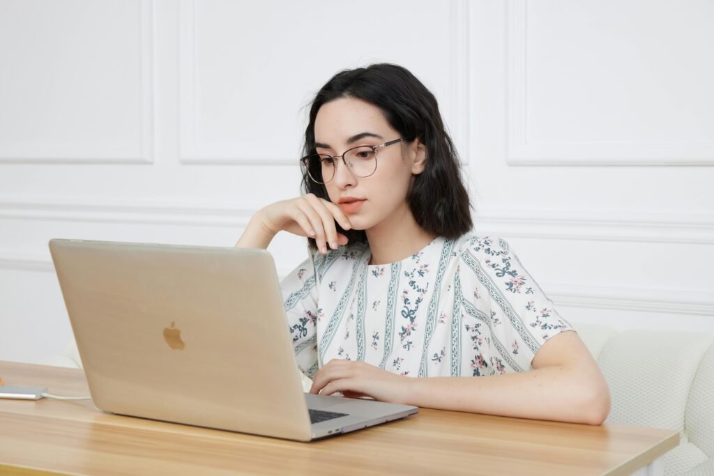 Classic Pair: Tortoiseshell and Round Glasses for Effortless Style